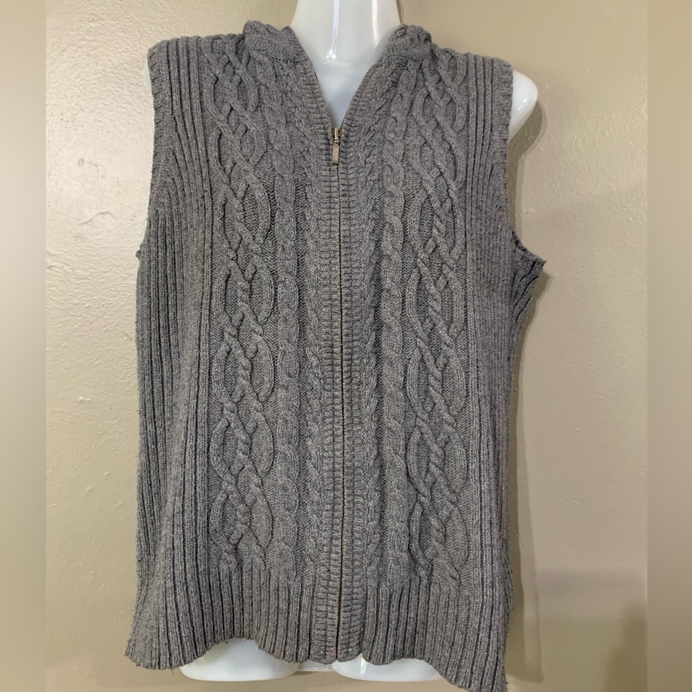 Eddie Bauer Knit Vest Sweater